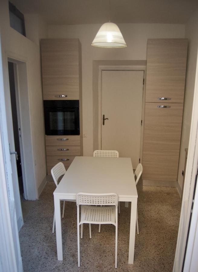 Casa Di Canfreo Lari Exteriör bild